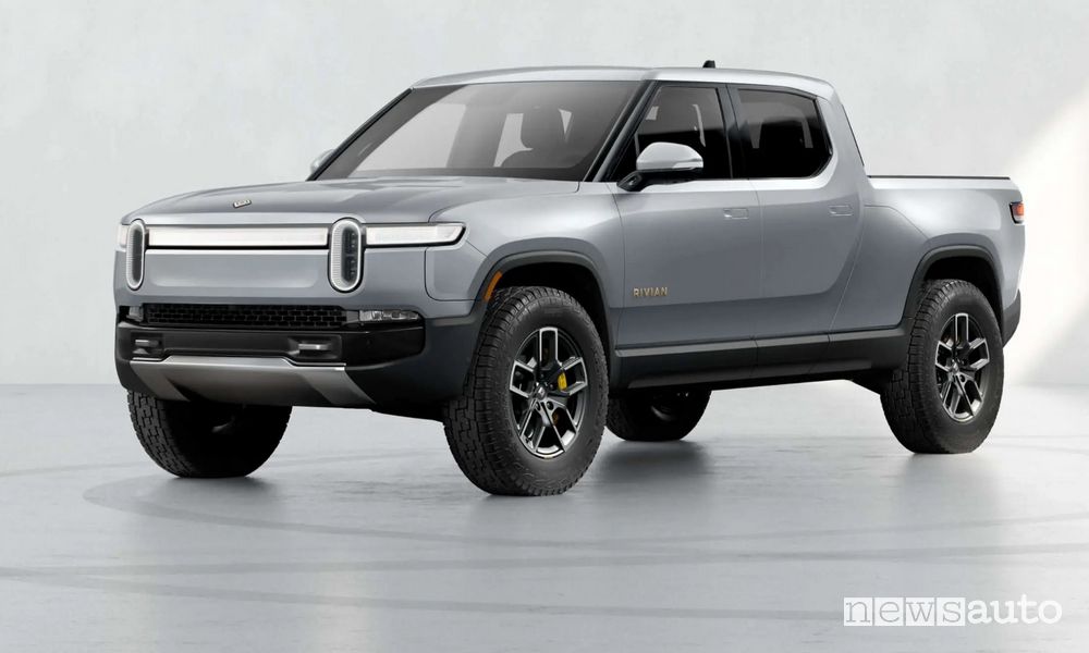 Vista di profilo Rivian R1T pick-up elettrico