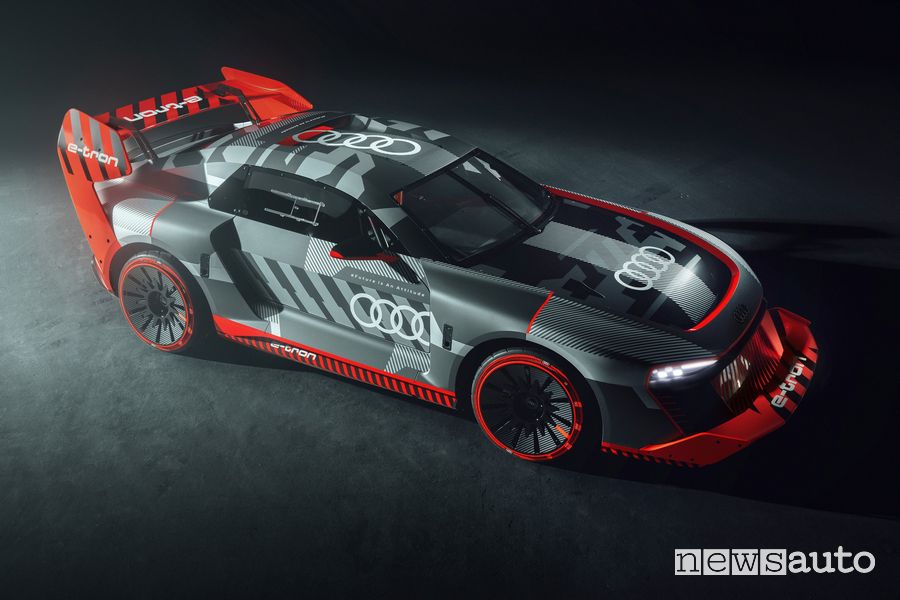 Vista di profilo Audi S1 e-tron quattro Hoonigan