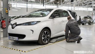 L'officina dell'auto elettrica