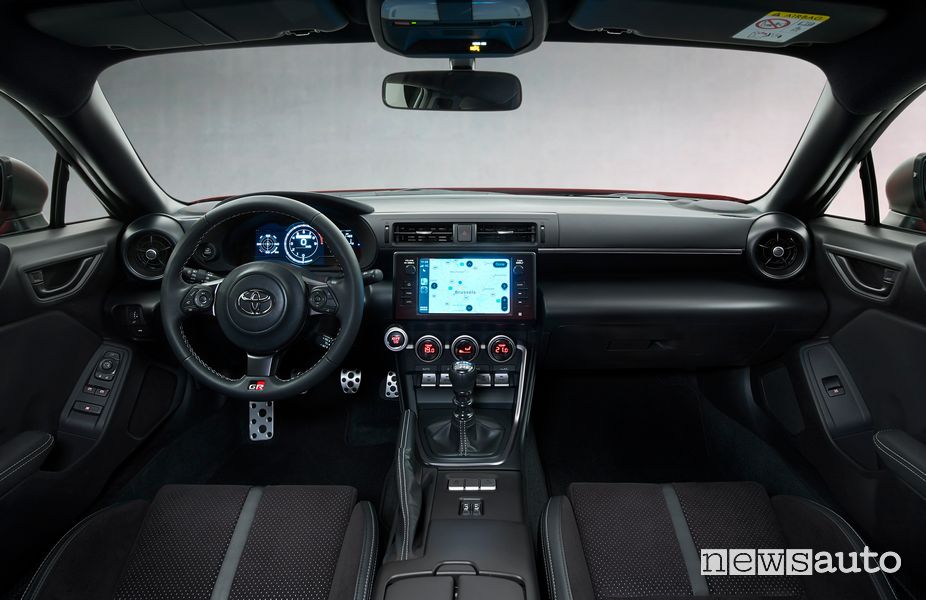 Plancia strumenti abitacolo nuova Toyota GR86