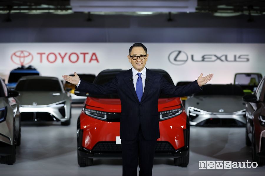 Aiko Toyoda presenta le auto elettriche Toyota e Lexus