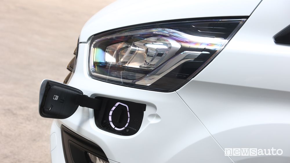 Presa ricarica paraurti anteriore Ford Transit Custom Plug-in Hybrid