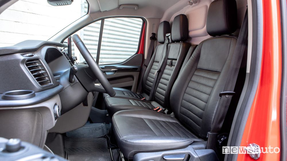 Sedili cabina furgone Ford Transit Custom Trail
