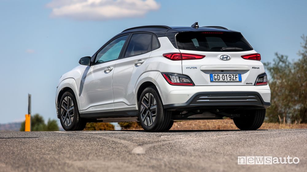 Vista posteriore Hyundai Kona Electric