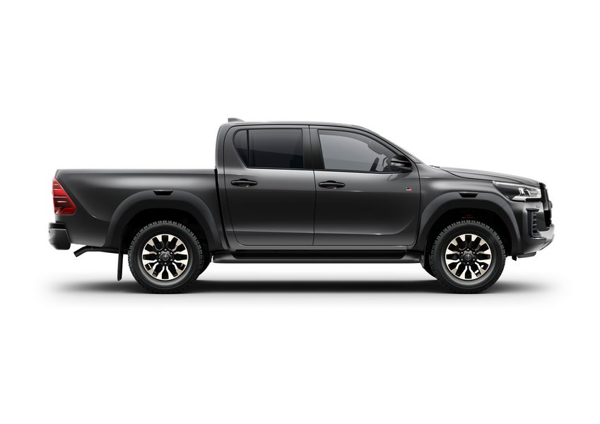 Vista laterale Toyota Hilux GR Sport pick-up