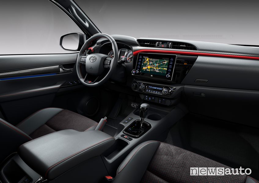Plancia abitacolo Toyota Hilux GR Sport pick-up