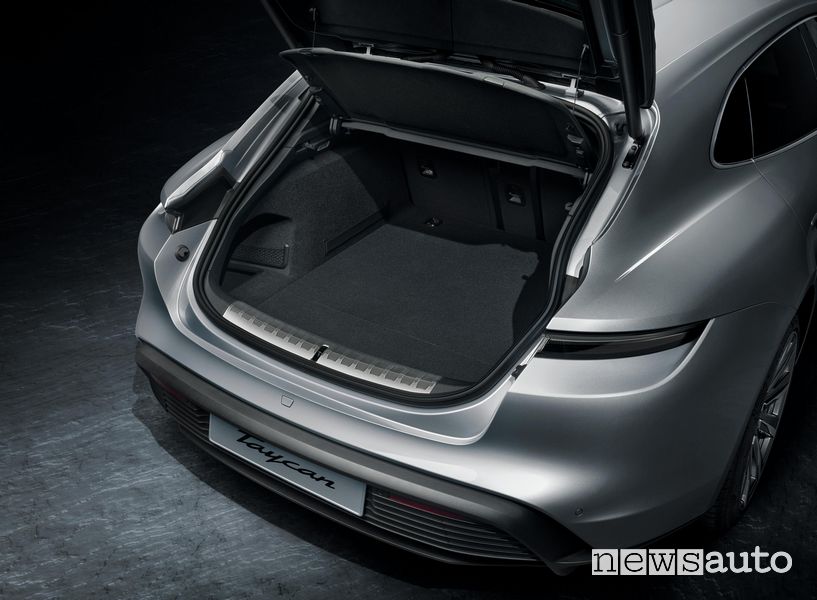 Bagagliaio abitacolo Porsche Taycan Sport Turismo
