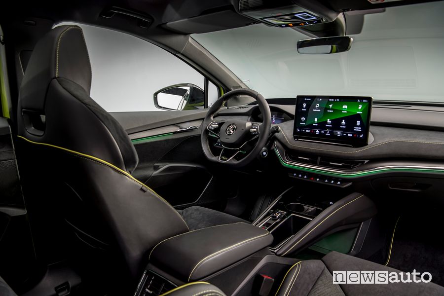 Plancia strumenti abitacolo nuovo Škoda Enyaq Coupé RS iV