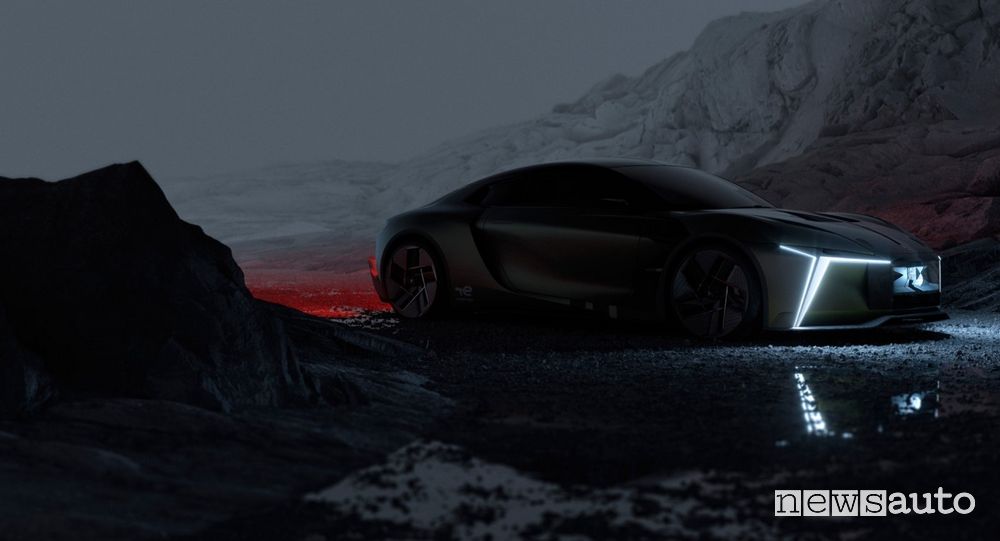 Vista di profilo DS E-Tense Performance di notte