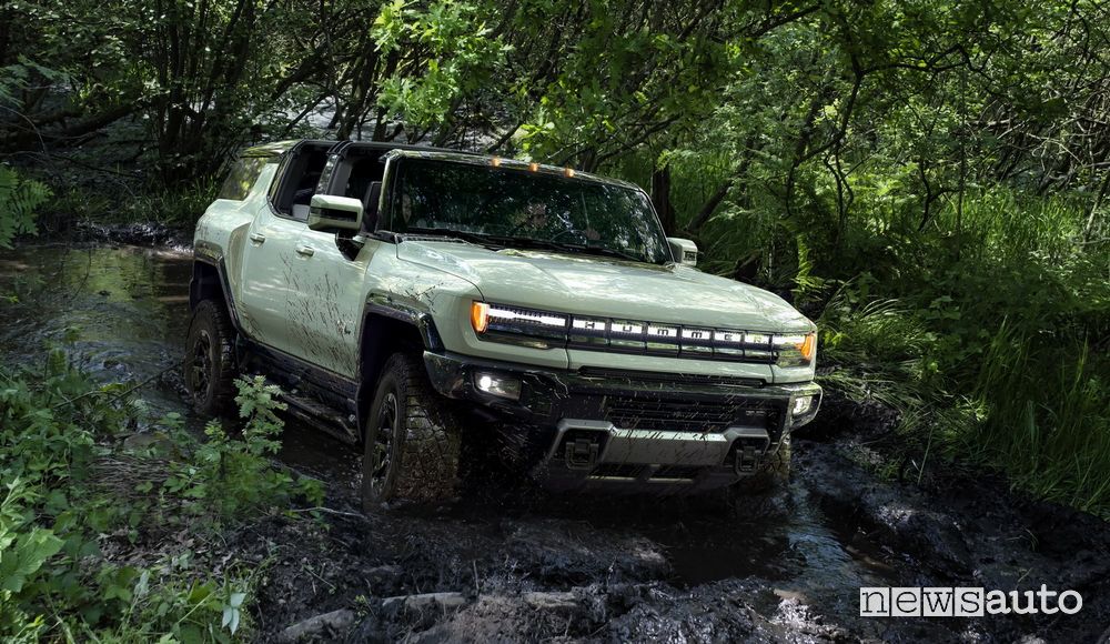 Hummer elettrico in off road
