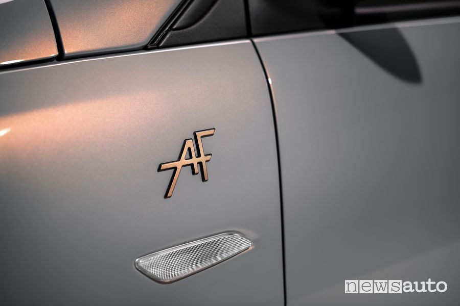 Dettaglio logo AF Lancia Ypsilon Alberta Ferretti