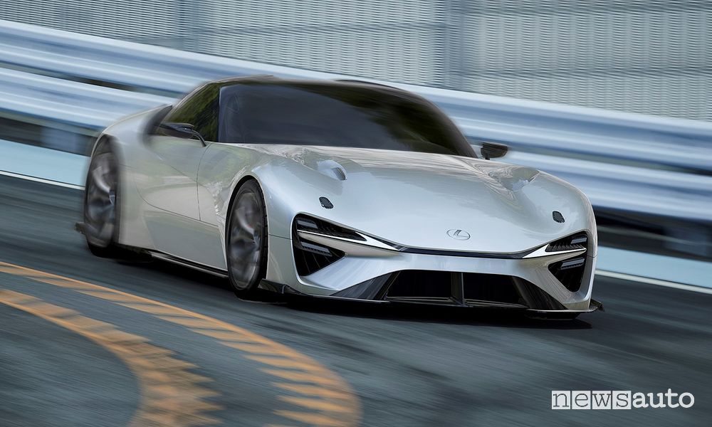 Vista anteriore Lexus Electrified concept supercar elettrica in pista