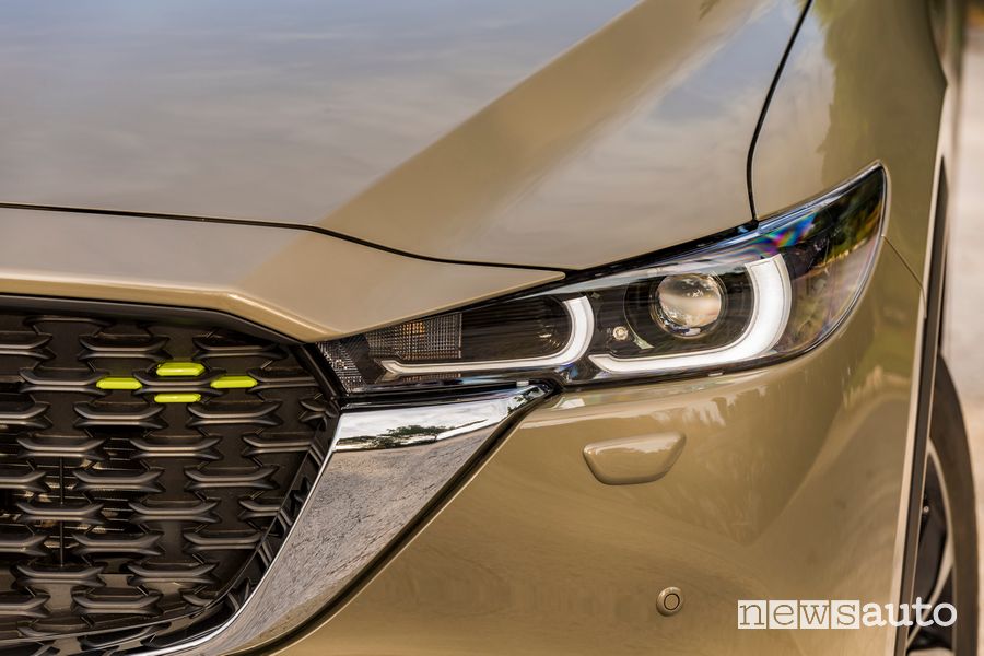 Faro anteriore Mazda CX-5 2022 Newground