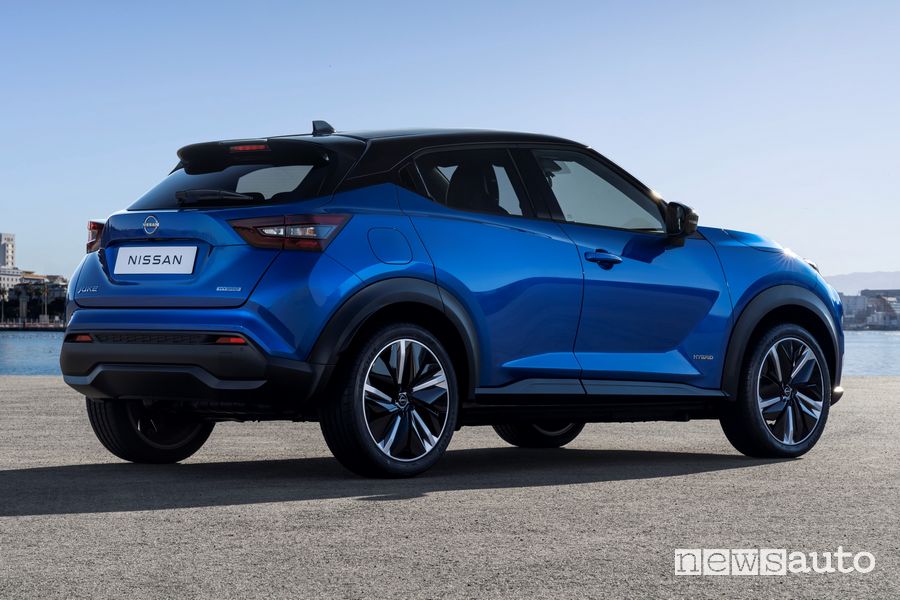 Vista posteriore Nissan Juke Hybrid