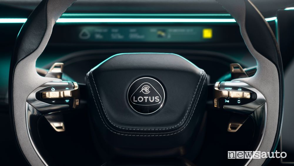Volante abitacolo Lotus Eletre