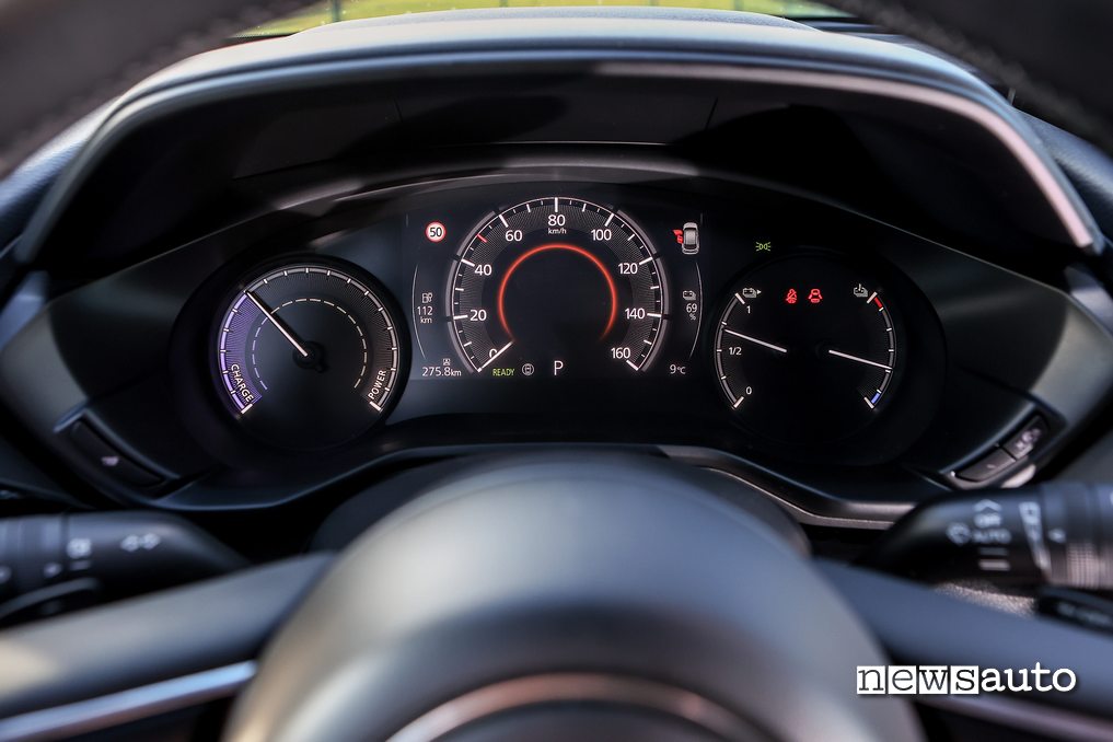 Display cruscotto strumentazione digitale Mazda MX-30