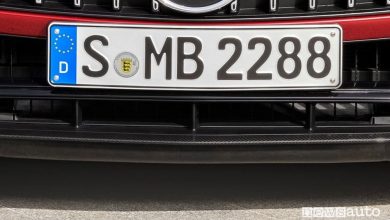 Auto targhe estera in Italia, bollo e superbollo