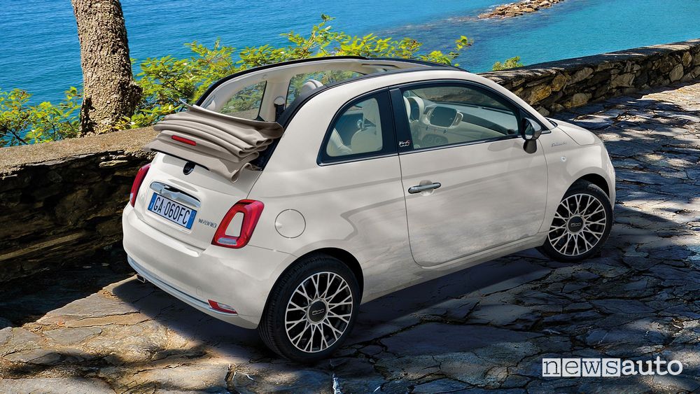 Vista posteriore Fiat 500 Dolcevita Special Edition