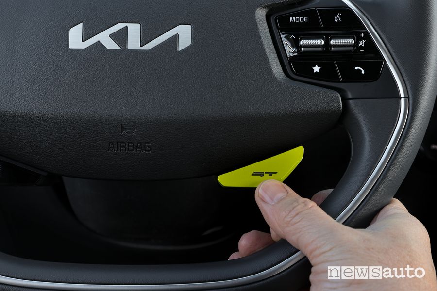 Tasto modalità GT volante Kia EV6 GT