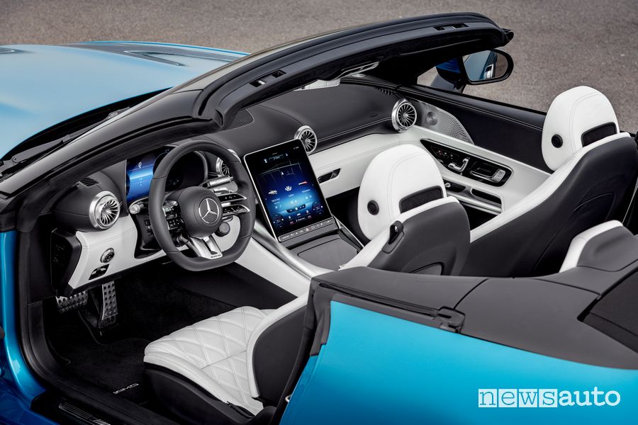 Volante abitacolo Mercedes-AMG SL 43 Roadster