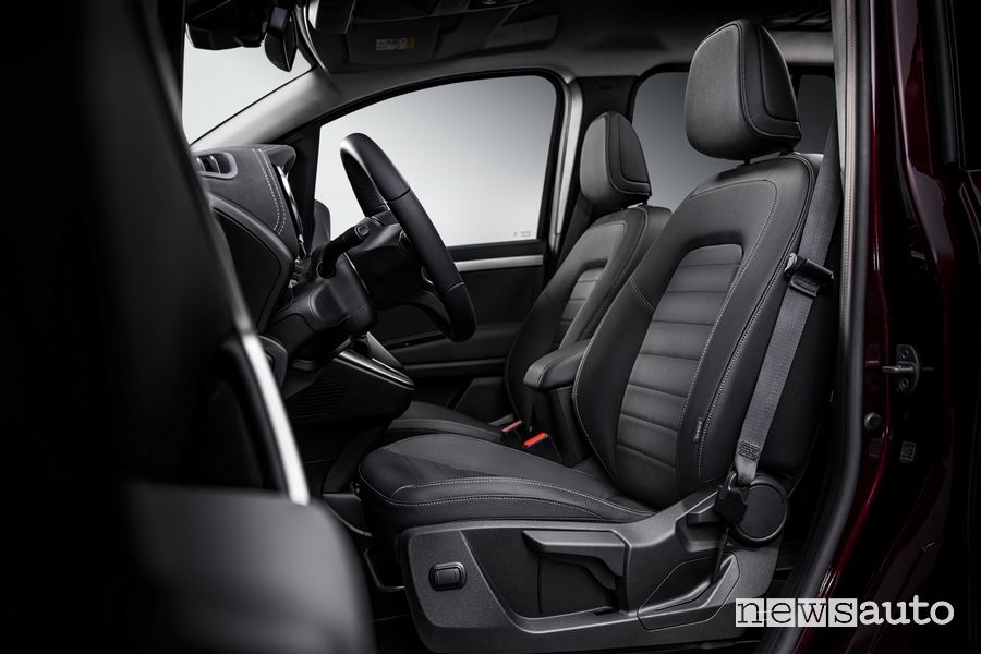 Sedili anteriori abitacolo Mercedes-Benz Classe T