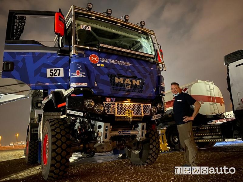 Paolo Calabria pilota italiano al via del Tunisia Desert Challenge nella categoria truck
