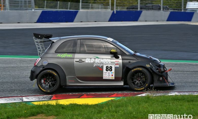 Abarth 500 Old School Garage Time Attack