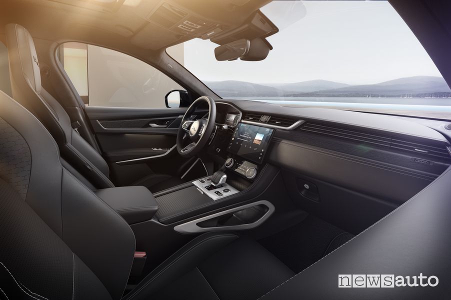 Abitacolo Jaguar F-Pace 400 Sport