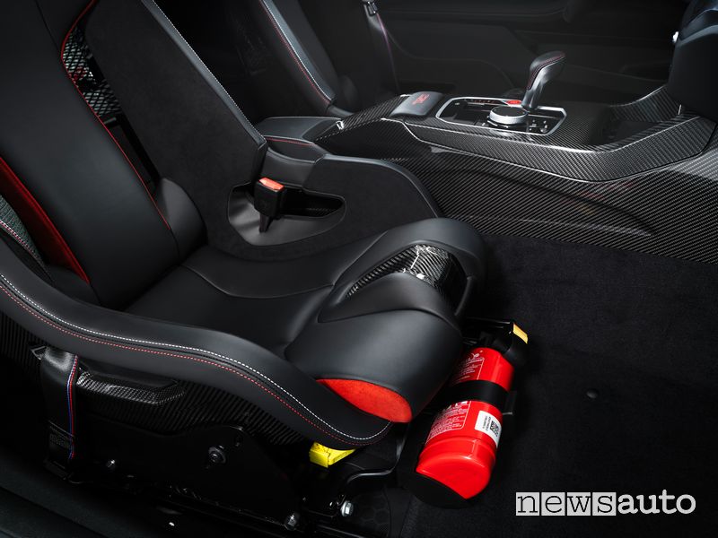 Estintore abitacolo nuova BMW M4 CSL