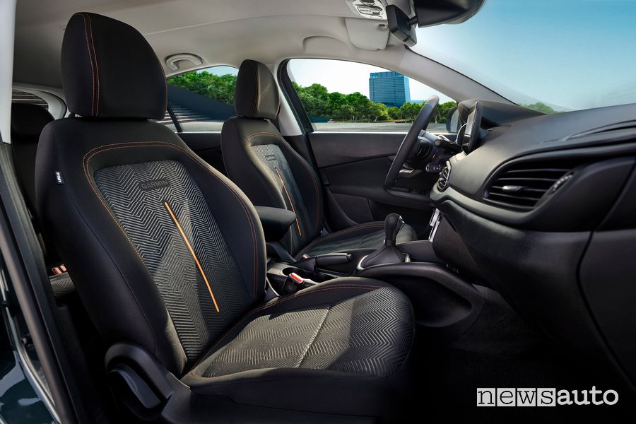 Sedili abitacolo Fiat Tipo Garmin