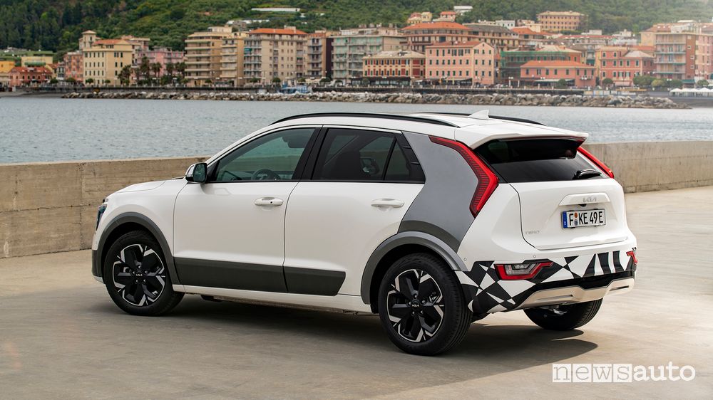 Vista posteriore nuova Kia Niro EV elettrica