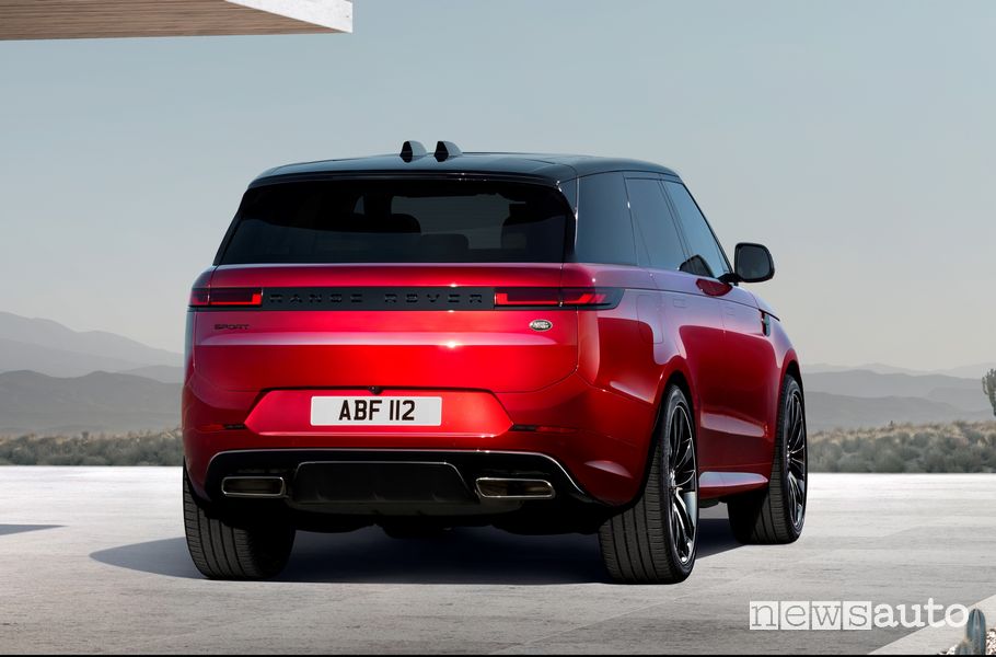 Vista posteriore nuovo Range Rover Sport