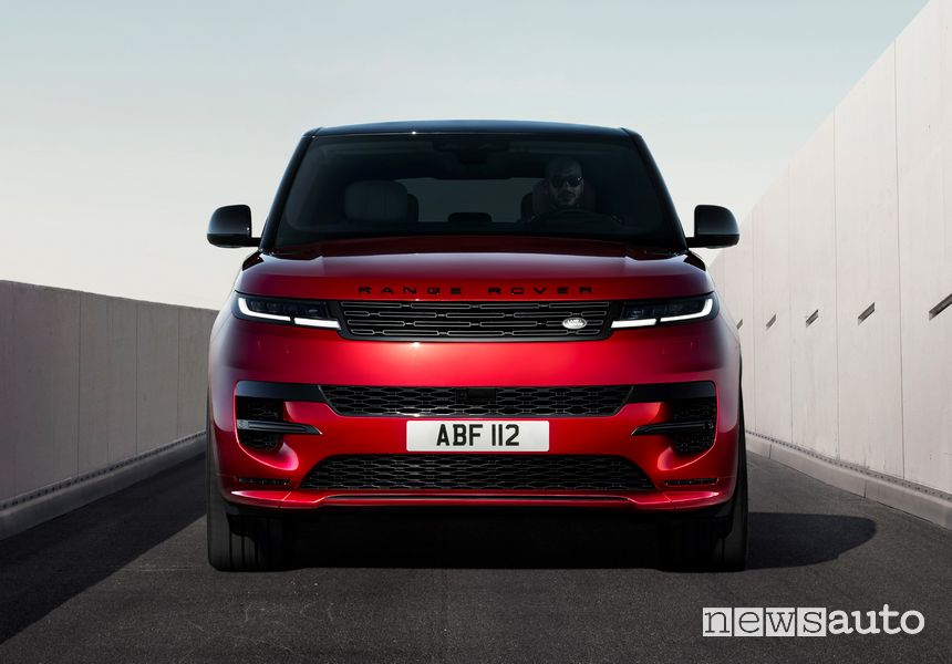 Vista anteriore nuovo Range Rover Sport