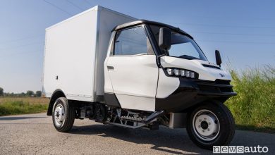 Vista di profilo triciclo elettrico Wuzheng 3MX