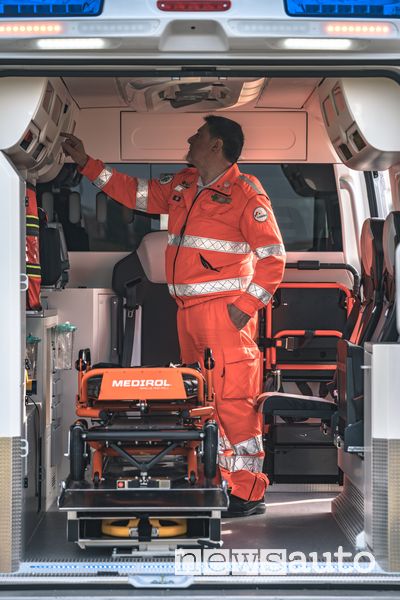 Interno ambulanza come è fatta