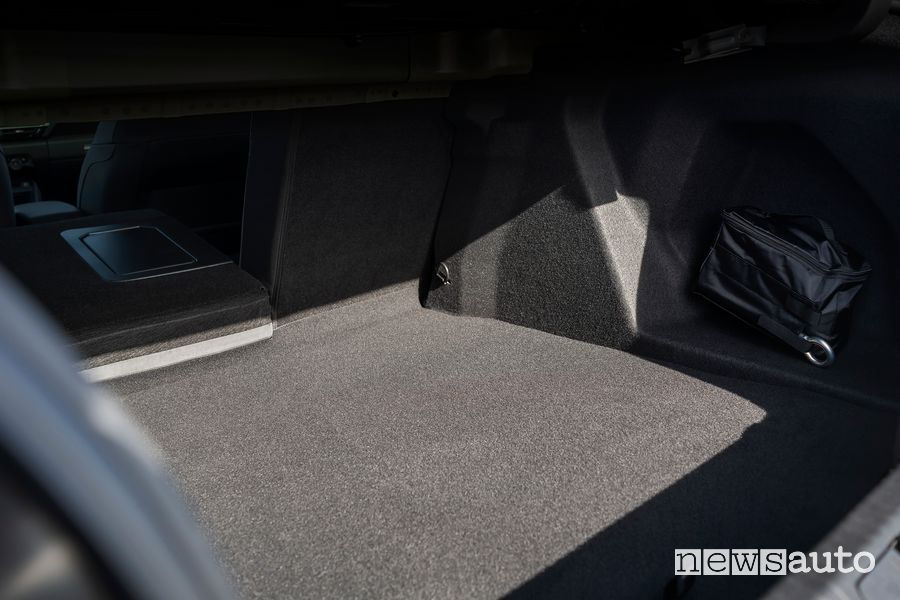 Bagagliaio abitacolo Citroën ë-C4 X elettrica