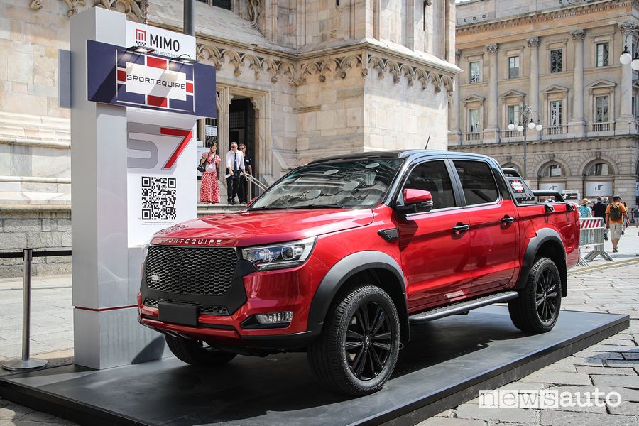 Vista di profilo DR Sportequipe K pick-up al MiMo 2022