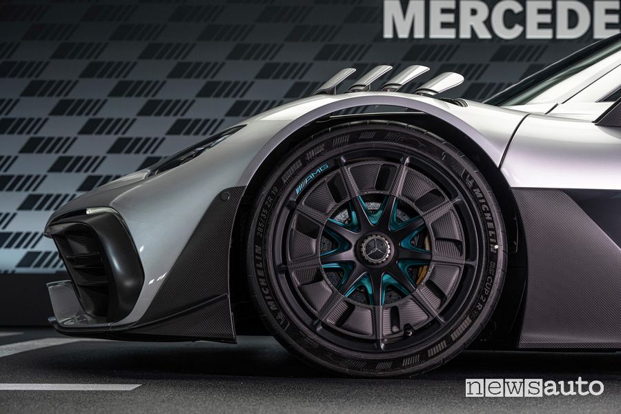 Cerchi con dato centrale Mercedes-AMG One