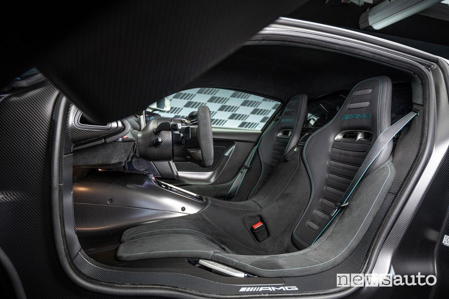 Sedili abitacolo Mercedes-AMG One