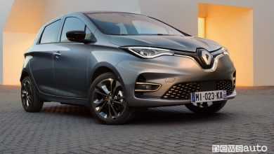 Vista di profilo nuova Renault Zoe