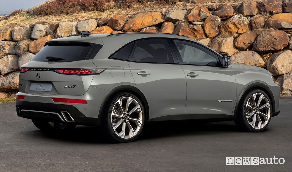 Vista posteriore DS 7 E-Tense 4x4 360 La Première
