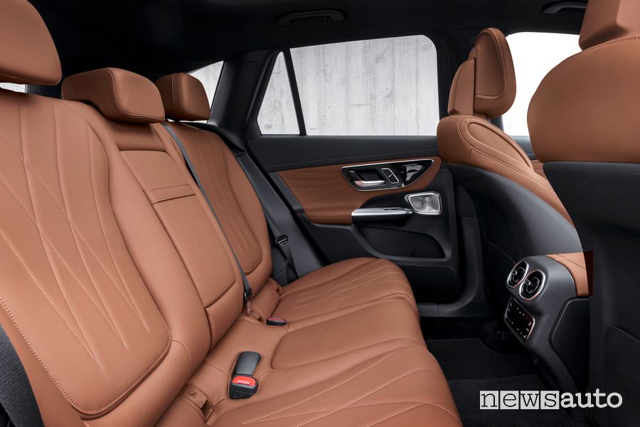 Sedili posteriori abitacolo nuovo Mercedes-Benz GLC