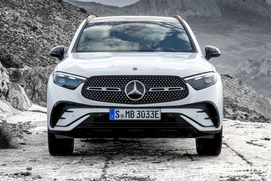 Frontale Mercedes-Benz GLC SUV Plug-in-Hybrid