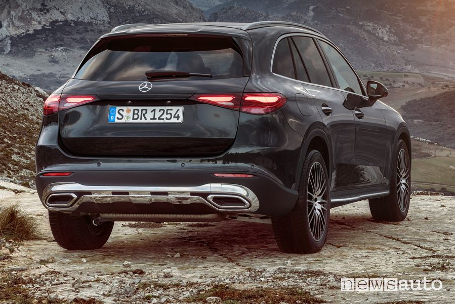 Vista posteriore nuovo Mercedes-Benz GLC
