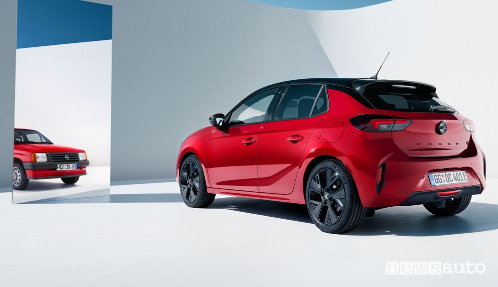 Vista posteriore Opel Corsa 40 Years