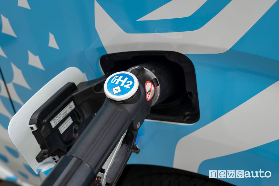 Ricarica Peugeot e-Expert Hydrogen