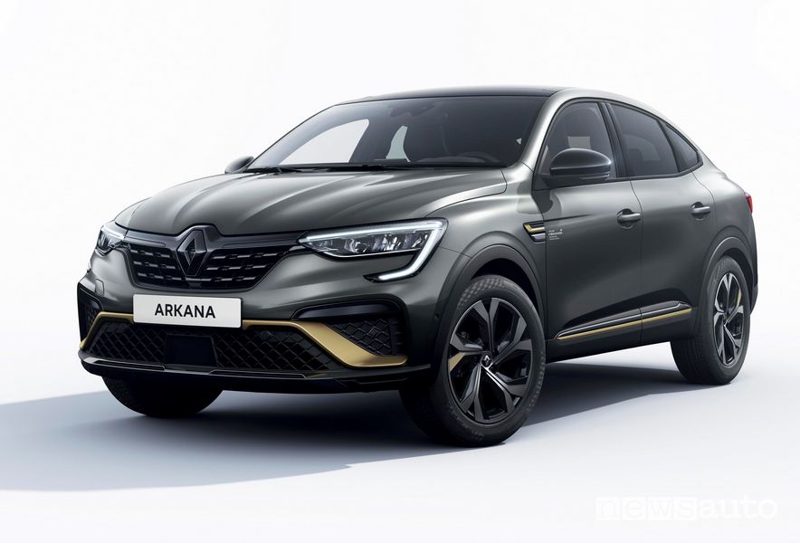 Vista di profilo Renault Arkana E-Tech Engineered