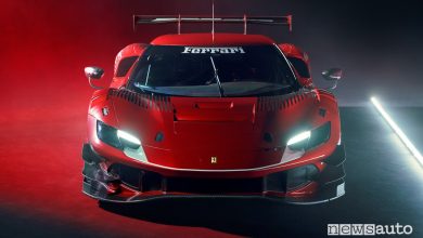 Vista frontale Ferrari 296 GT3