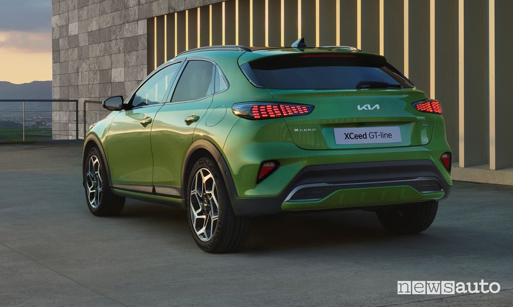 Vista posteriore nuova Kia XCeed GT-Line