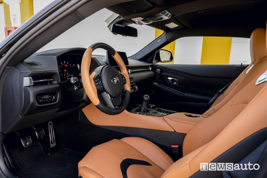 Volante abitacolo Toyota GR Supra manuale